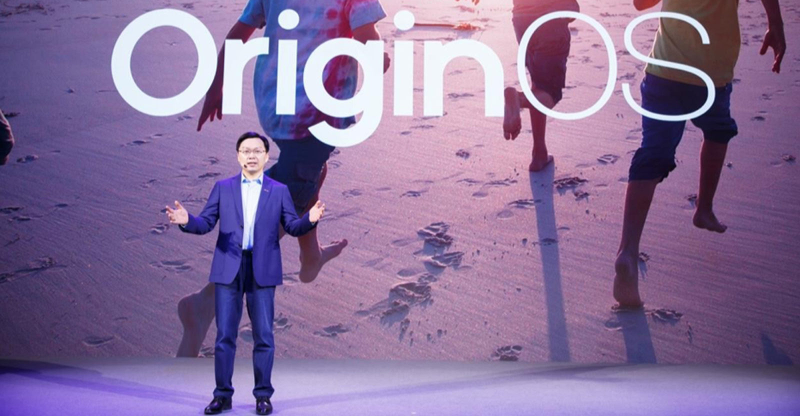 Vivo Senior Vice-President Yujian Shi spoke at the conference.