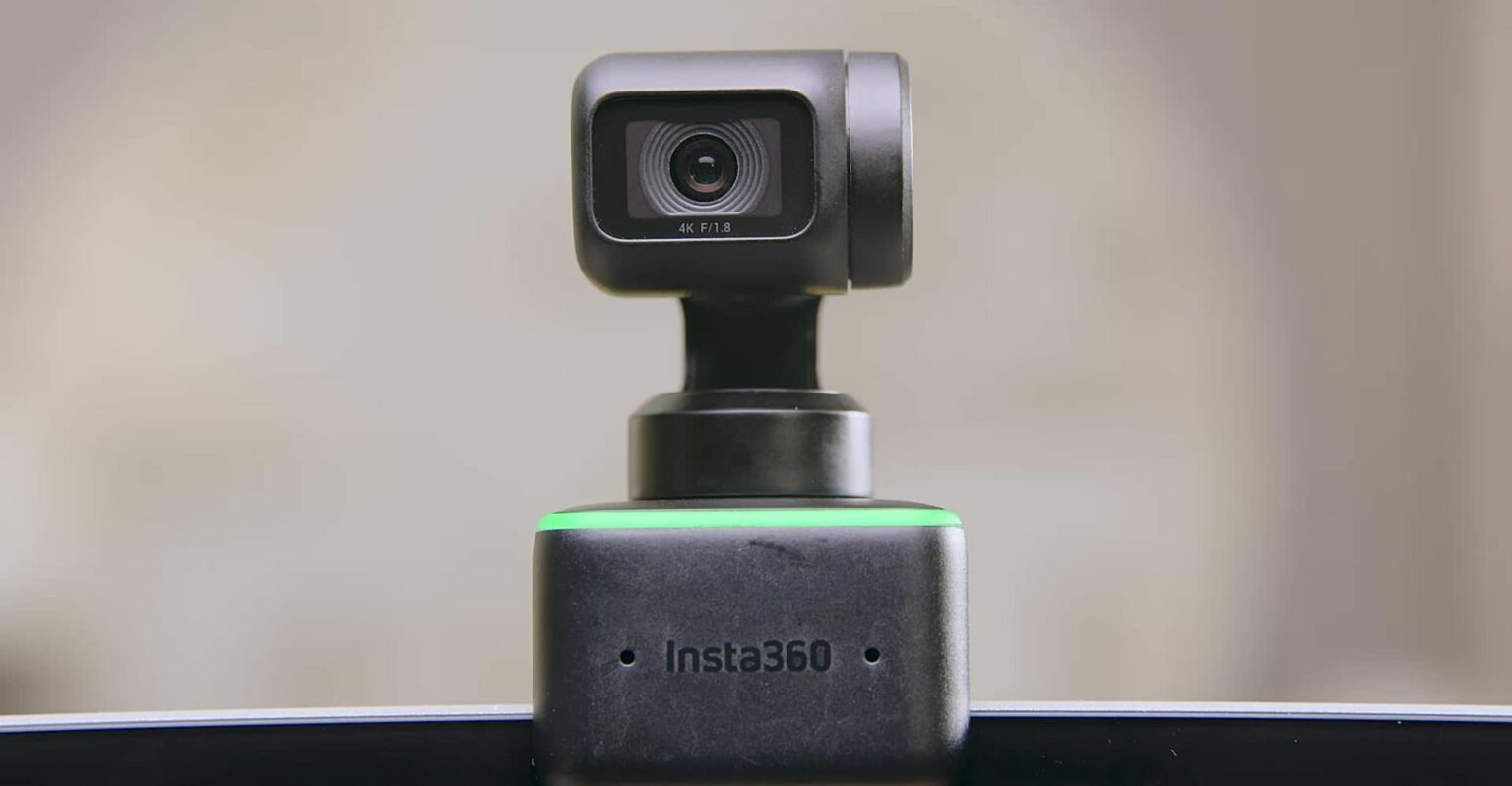 Insta link 2. Insta360 link. инсто 360 линк.