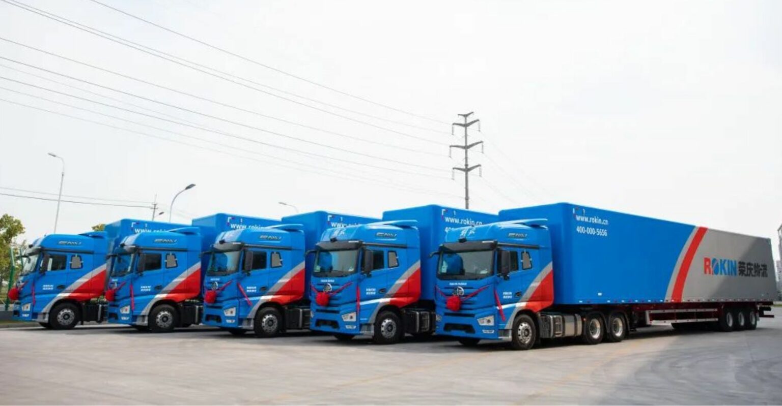 Plus Delivers 100 FactoryInstalled Autonomous Heavy Trucks Pandaily